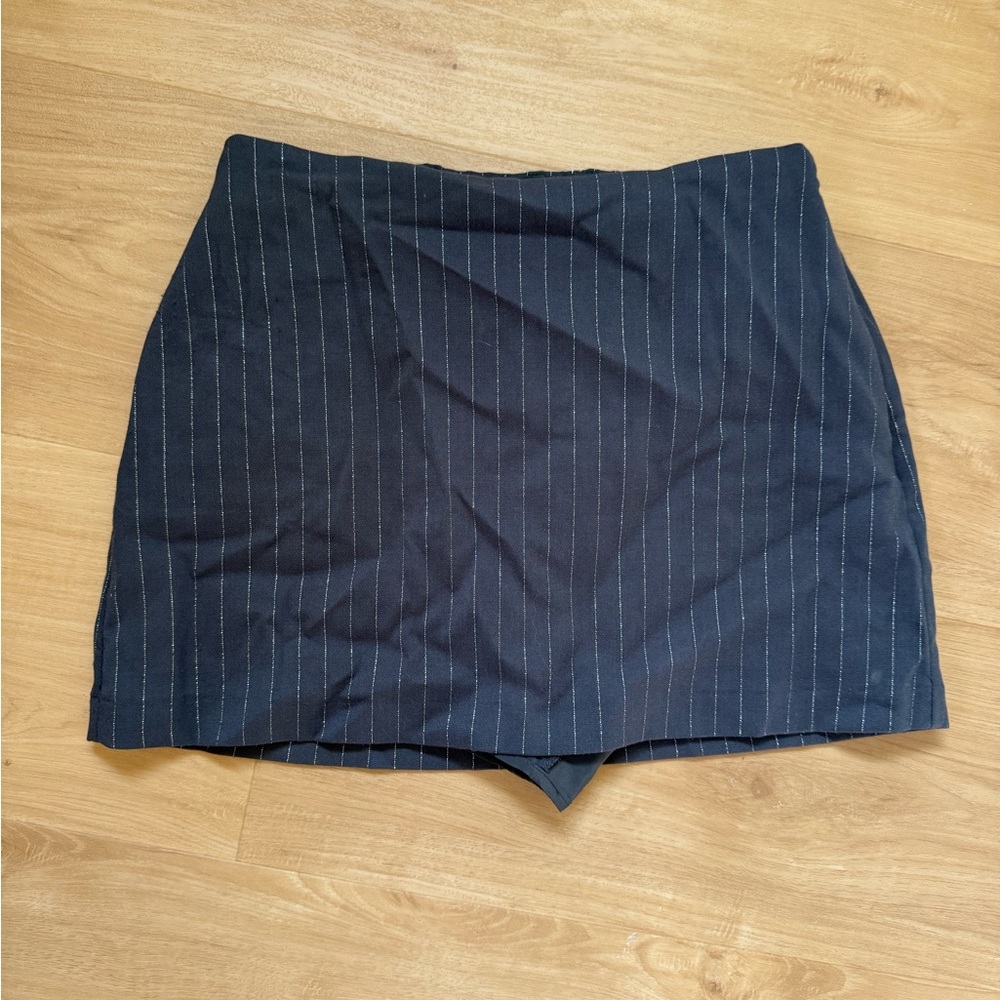 Abercrombie & Fitch Scarlett Mini Skort